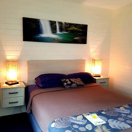 Dampier Mermaid Hotel Karratha Bagian luar foto
