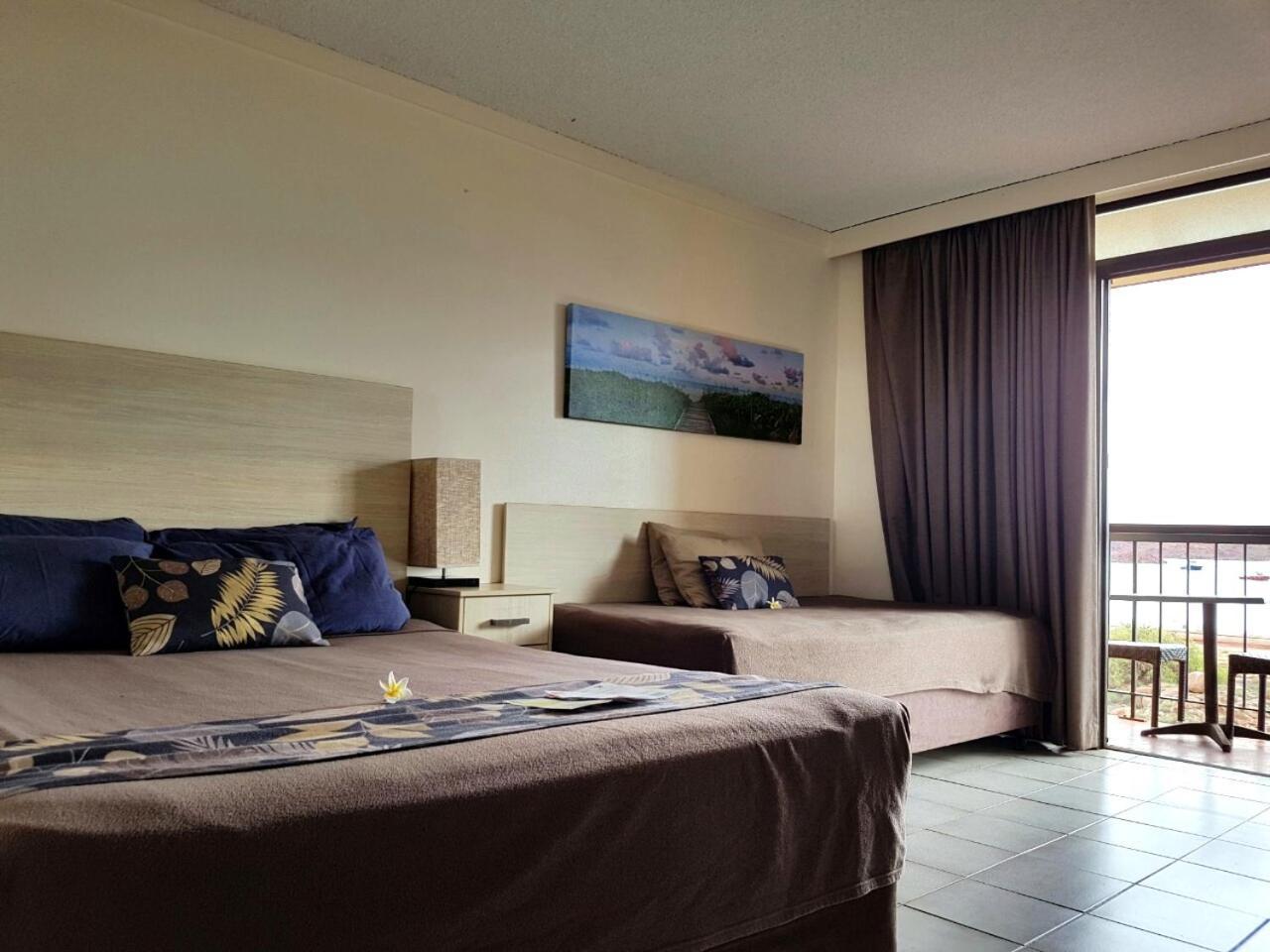 Dampier Mermaid Hotel Karratha Bagian luar foto