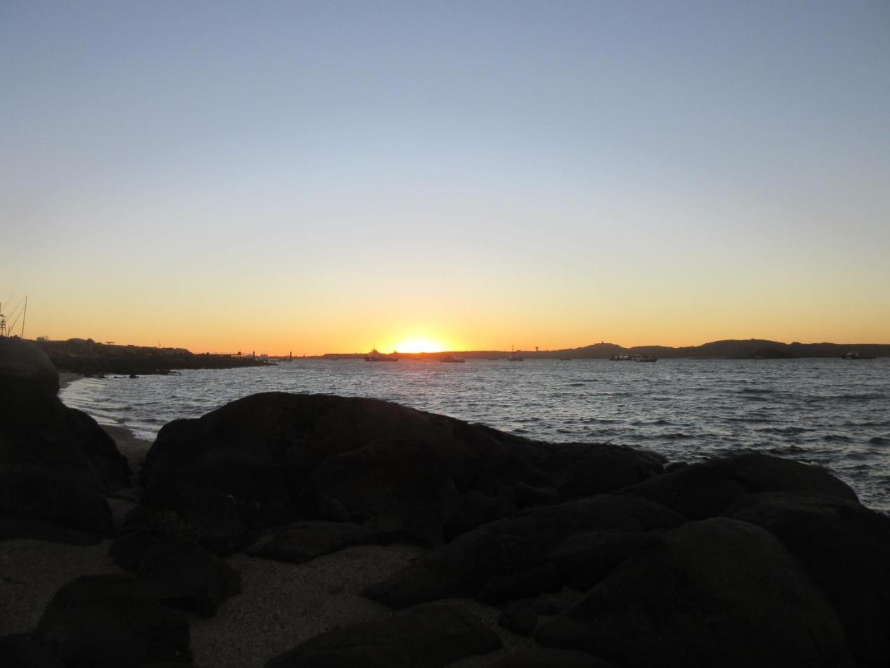 Dampier Mermaid Hotel Karratha Bagian luar foto